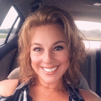 Profile Picture of Carolyn Mcclure (@carolynn072) on Twitter