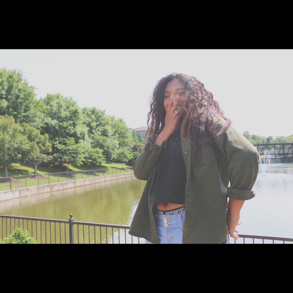 Anja Ravello in | PeekYou