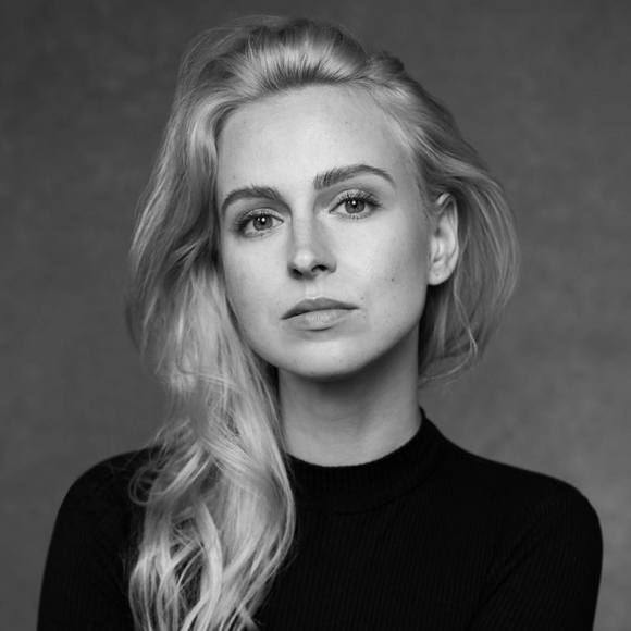 Karine Dashney - Poshmark Profile Picture of Karine Dashney (@karinedashney) on Poshmark