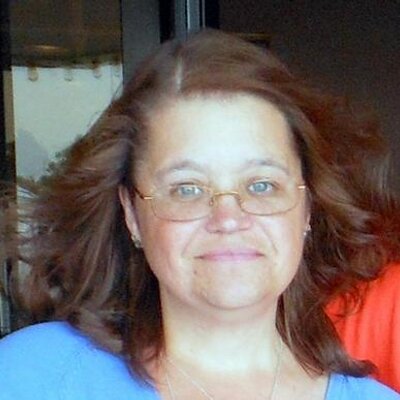 Profile Picture of Donna Kerr (@dlhaag) on Twitter