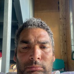 Profile Picture of curtisneville6 (@curtisneville6) on Tiktok