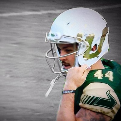 Profile Picture of Jonathan Hernandez (@JonHernandez44) on Twitter