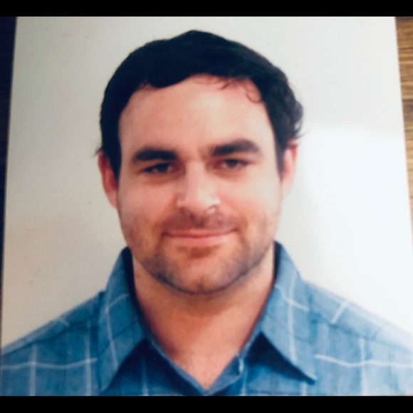 Jeffrey Gabrielson - Poshmark Profile Picture of Jeffrey Gabrielson (@jefegabrielson) on Poshmark