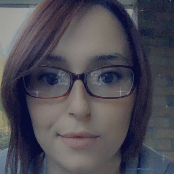 Profile Picture of Shauna Coates (@k_bunny646) on Poshmark