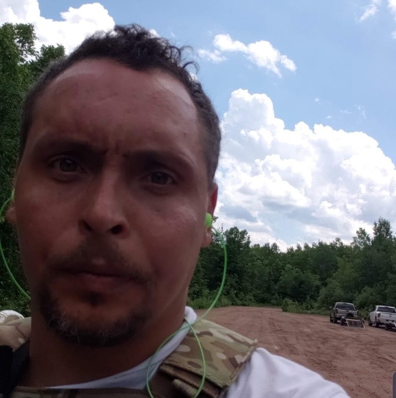 Profile Picture of Christopher Crushshon iii (@christophercrus) on Poshmark