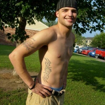 Profile Picture of Dan Dugal (@motoxking20) on Twitter