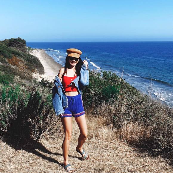 Profile Picture of Ying-chen Tsai (@janetsai622) on Poshmark