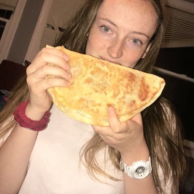 Profile Picture of Elizabeth Conlon (@LizabethKahnLin) on Twitter