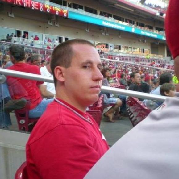 Profile Picture of Andrew Jansen (@andrewjansen) on Poshmark