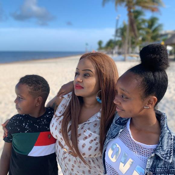 Profile Picture of Hirut Enyew (@mynamehirut) on Poshmark