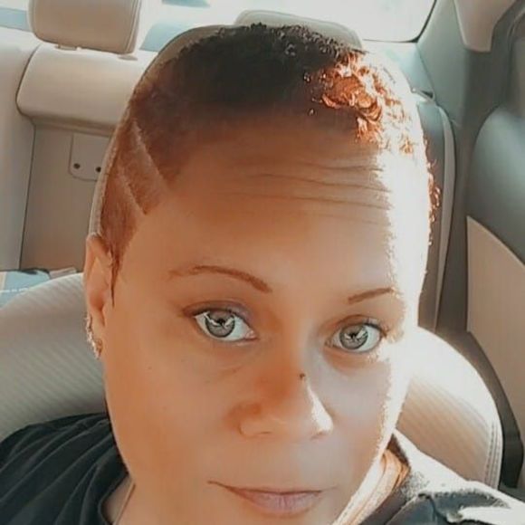 Profile Picture of Linda Basham (@lindabasham2878) on Poshmark