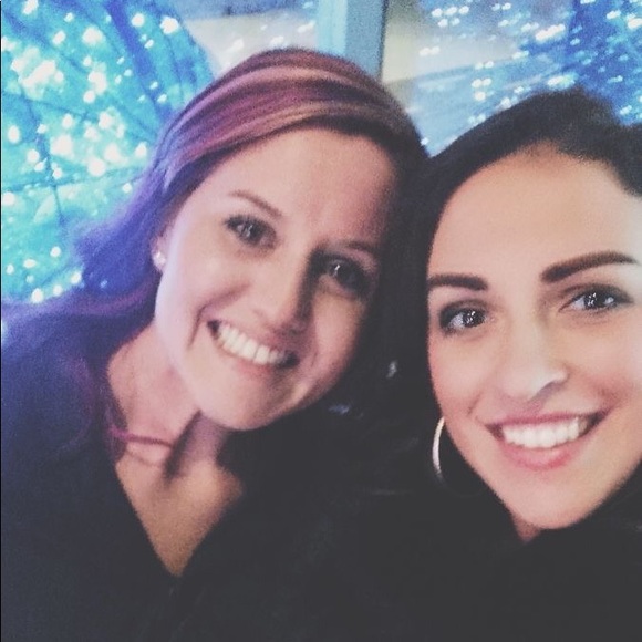 Profile Picture of Christine Toomey (@christinetoo) on Poshmark