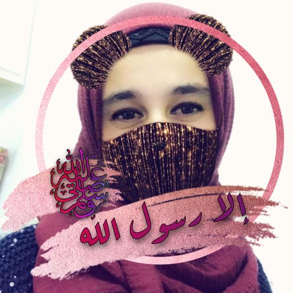 Profile Picture of Najma Najma (@zaruw86) on Poshmark