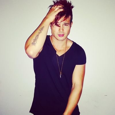Profile Picture of CL (@codylongo) on Twitter