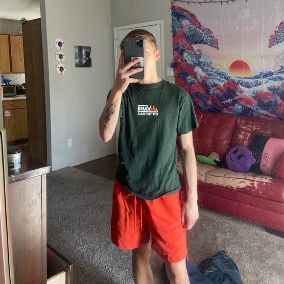 Profile Picture of Andrew Sepulveda (@andrewsepulv381) on Poshmark