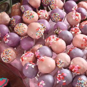 Profile Picture of Hayley McDougall (@hayleydyan) on Pinterest