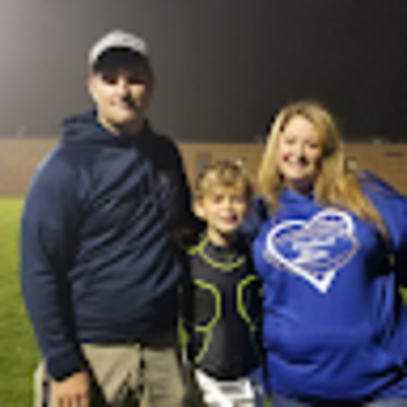 Profile Picture of Shannon Persky (@shannon_persky) on Poshmark