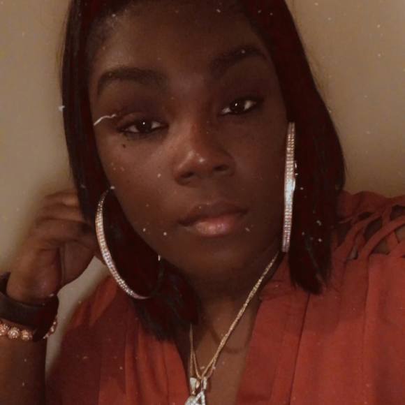 Profile Picture of Lexie Lex (@lexielex929) on Poshmark