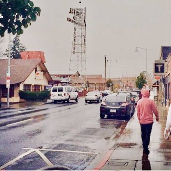 Profile Picture of Ralph Milnes (@beastinityo) on Poshmark