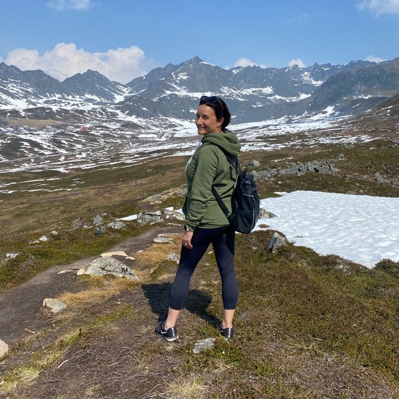 Profile Picture of Jamie Cabanski (@jamiecab4) on Poshmark