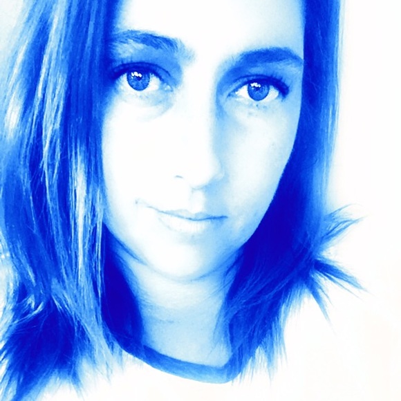 Profile Picture of Stacy Inzana (@stacia4877) on Poshmark