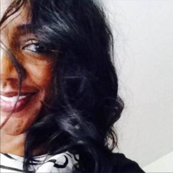 Profile Picture of Candace Edwards (@tewodros16) on Poshmark