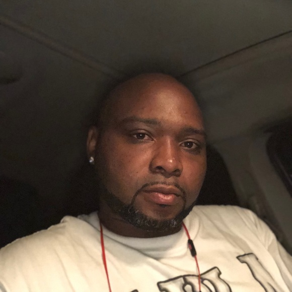 Profile Picture of Ricky Patterson (@rjpatterson24) on Poshmark