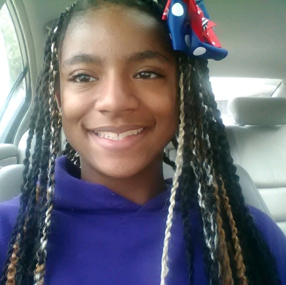 Profile Picture of Adrian Williams (@xupcake) on Poshmark