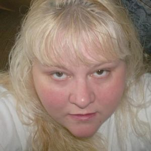 Profile Picture of Jennifer Moshier (@jennpooh35) on Myspace