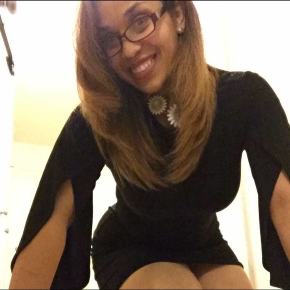 Profile Picture of Jasmine Freeman (@jazzyfaye007) on Poshmark