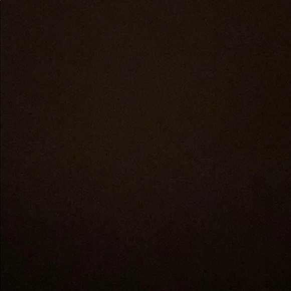 Profile Picture of Janet Andrade (@janderbae) on Poshmark