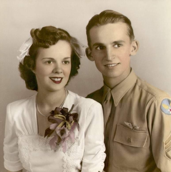 Profile Picture of Nancy Lopeman (@nancylopeman) on Poshmark