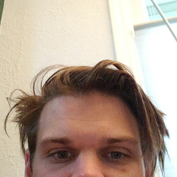 Profile Picture of Branton Leskiw (@bleskiw) on Poshmark