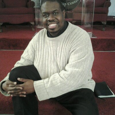 Profile Picture of David Applewhite (@pastorapple) on Twitter