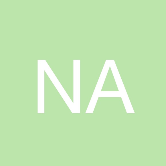 Profile Picture of Nariman Ashkar (@nariman76) on Poshmark