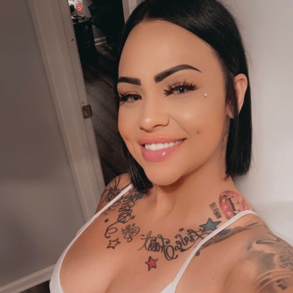 Profile Picture of Lujain Attieh (@lujainattieh) on Poshmark