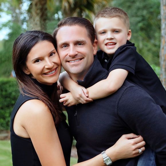 Profile Picture of Christina Sansonetti (@csansonetti) on Poshmark