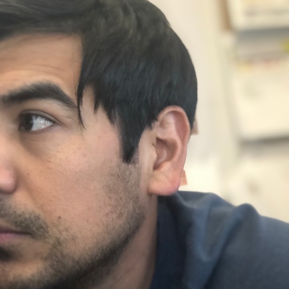 Profile Picture of Adam Pena (@pena_1) on Poshmark