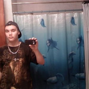 Profile Picture of Nicholas Larosa (@o.h.u.r.l.3.y.x) on Myspace