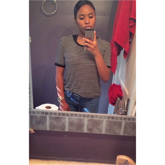 Profile Picture of Genesis Hardnett (@genesis3194) on Poshmark