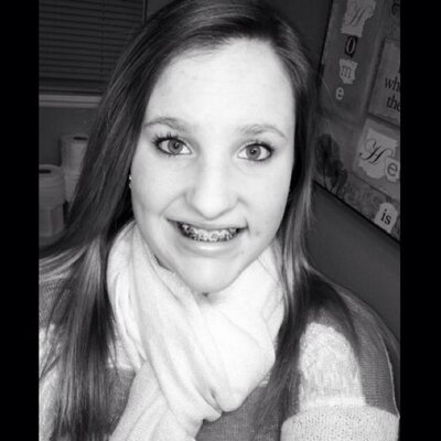 Profile Picture of Hannah L (@HannahMahone23) on Twitter