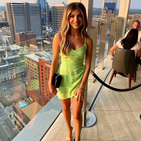 Profile Picture of Dani Yaxley (@dyaxley) on Poshmark