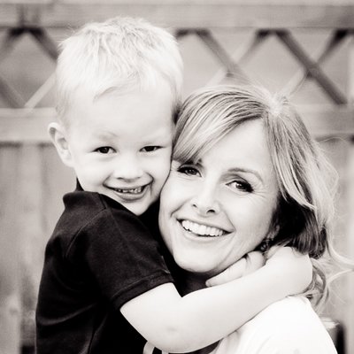 Profile Picture of Nicky Lowe (@NickyLoweWisdom) on Twitter