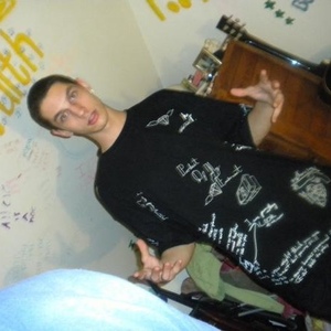 Profile Picture of Jonathan Ambrose (@gangtsapimpin) on Myspace