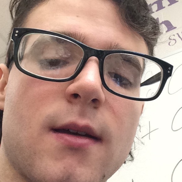 Profile Picture of Jeremy Munroe (@jermunroe) on Poshmark