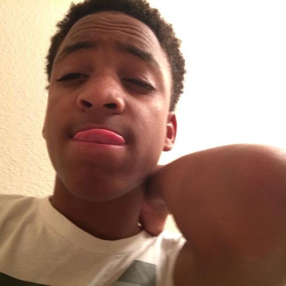 Profile Picture of Lloyd Zachary (@lloydzachary) on Poshmark