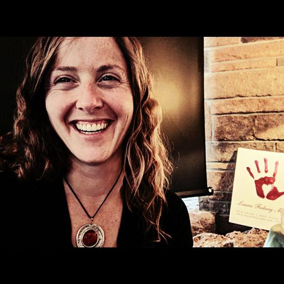 Profile Picture of Laura Fieberg (@laurafieberg) on Poshmark