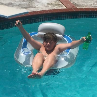 Profile Picture of Gavin Cease (@DaveThornburg) on Twitter