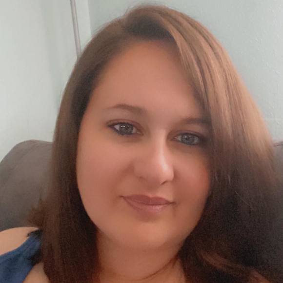 Profile Picture of Breann Perisho (@breann_perisho) on Poshmark