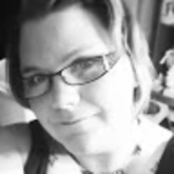 Profile Picture of Natasha Shoemaker (@ngough0882) on Poshmark